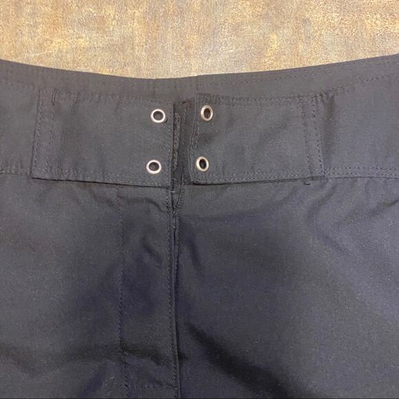 Champion Athletic Shorts Women's Size Large Black 100% Polyester - Picture 2 of 6